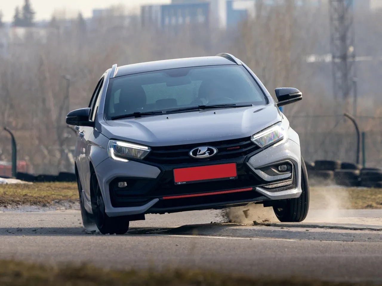 Lada Vesta SW Sport - фото №15