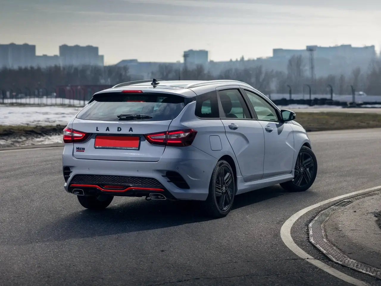 Lada Vesta SW Sport - фото №16
