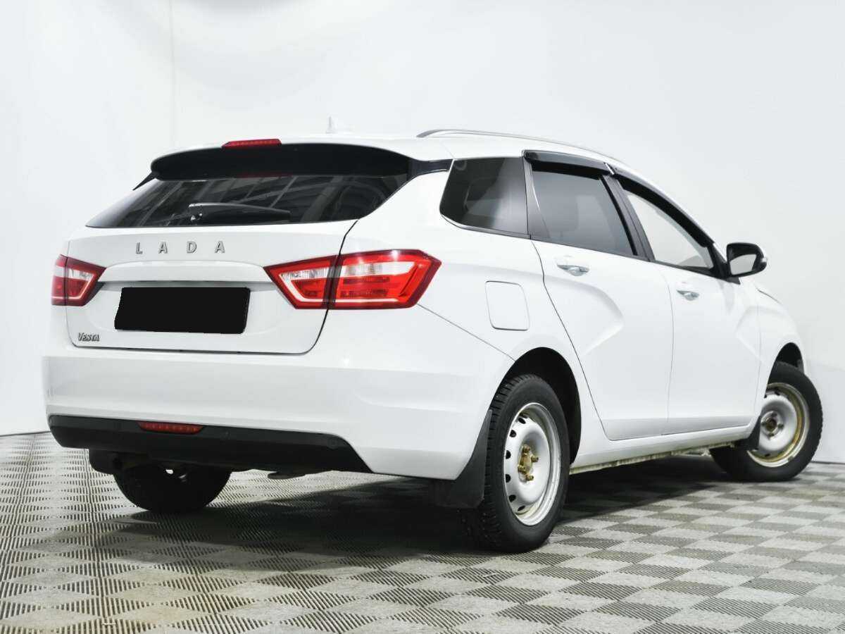 Lada (ВАЗ) Vesta SW, 2020 - фото №4